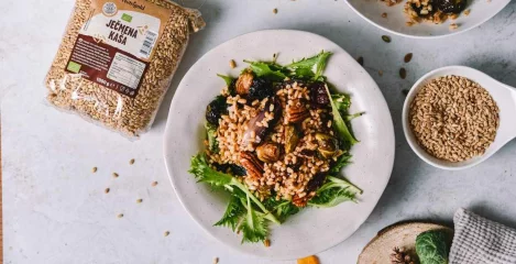 Recept za kašo s kvinojo, ki jo je pripravila YumYumParadise.