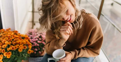 Kombuča, matcha, kamilica… kaj izbor čaja pove o tvoji osebnosti?