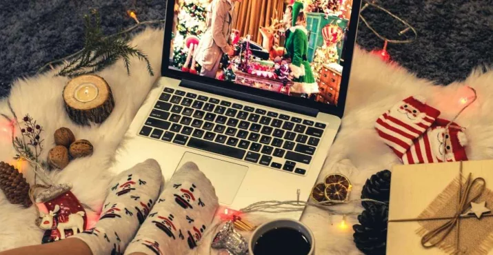 Praznični filmi s popolnimi prigrizki! Odkrij zdrave kombinacije za še boljše praznično vzdušje.