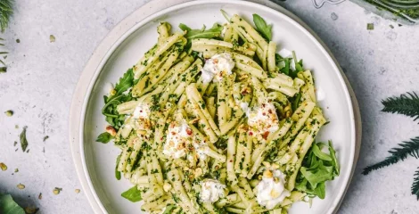 Testenine s pestom iz ohrovta in pistacij – Instashop