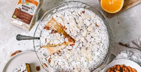 Citrusna torta z mandlji in oljčnim oljem