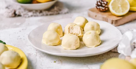 Proteinske cheesecake kroglice z limono