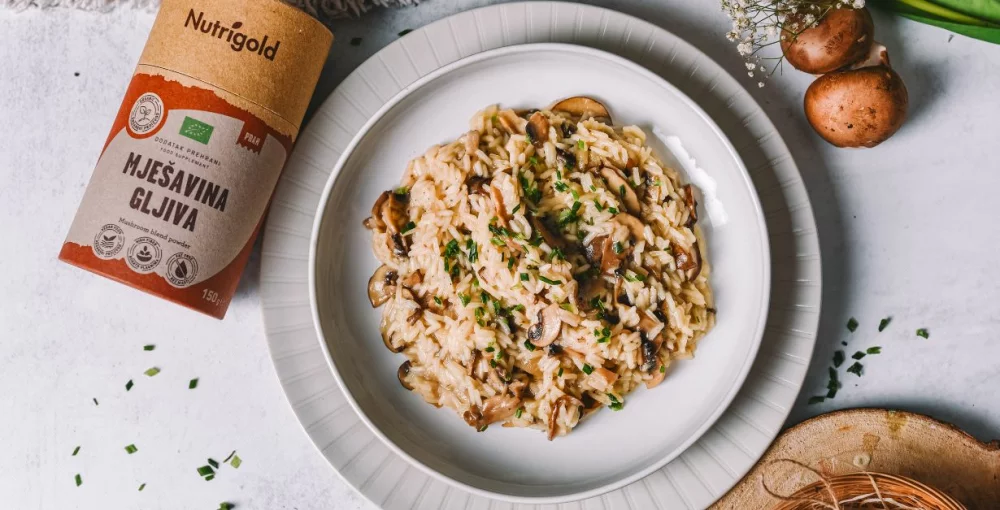 Immunity boost rižota z gobami na še en krožnik vabi!
