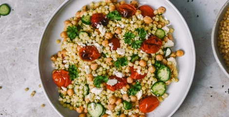 Fregola solata s paradižnikom