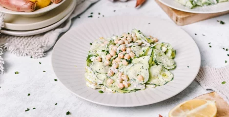 Recept za tzatziki solato s čičeriko