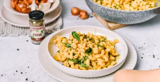 Testenine s pečeno bučo in feta sirom