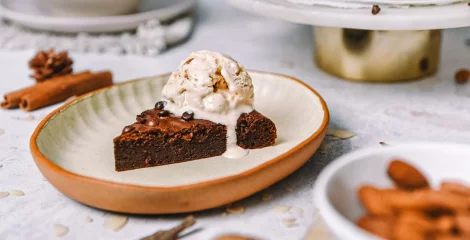Brownie iz sladkega krompirja in tahinija